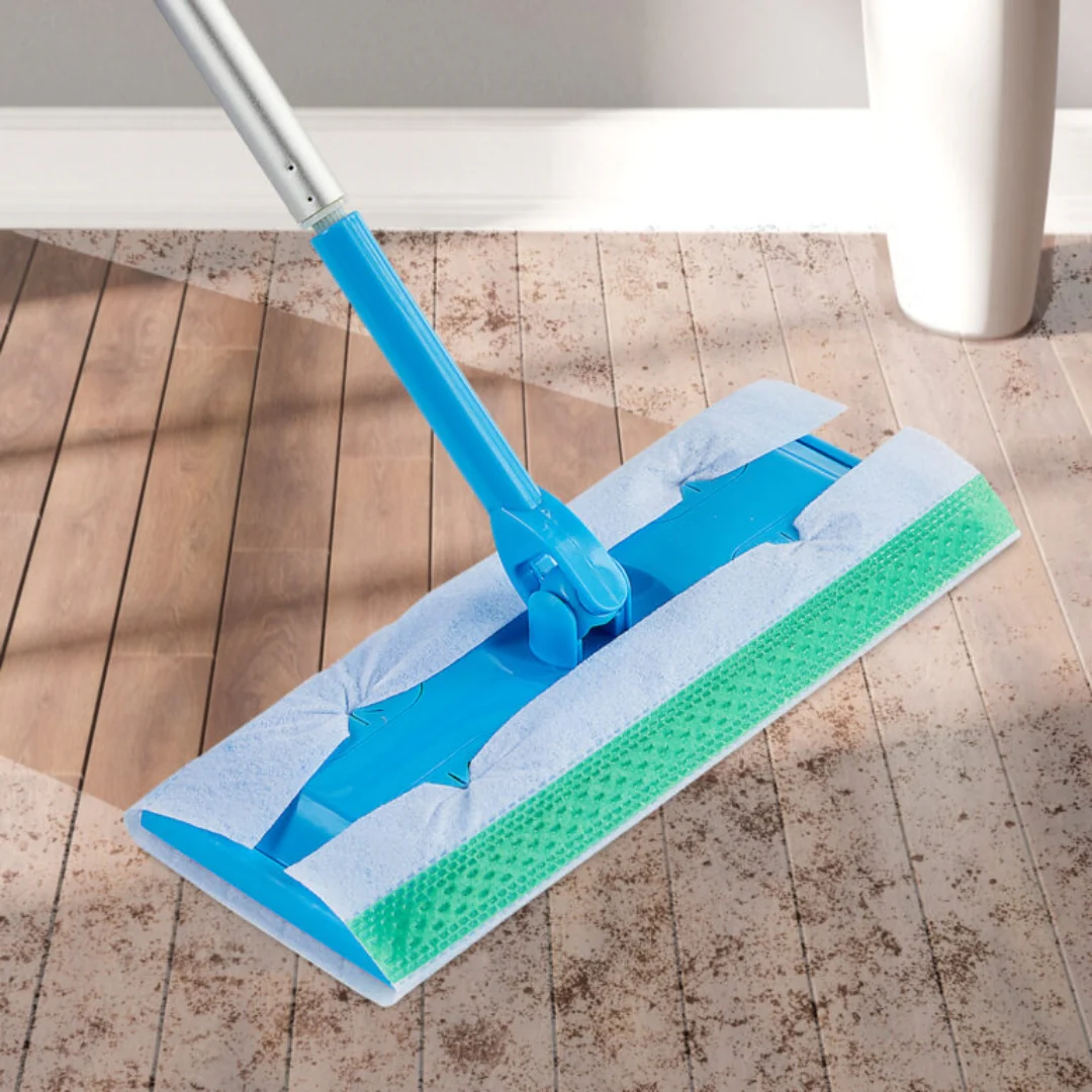 Slide Mop Starter Set with 12 Wet Cloths - Image 3